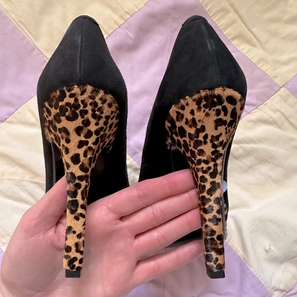 NINE WEST Black/Leopard Heels - Picture 6 of 10